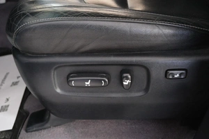 Внедорожник Toyota Land Cruiser 2013 года, 5099000 рублей, Омск