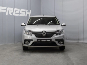 Седан Renault Logan 2019 года, 930000 рублей, Омск