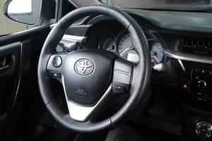 Седан Toyota Corolla 2013 года, 1119000 рублей, Тюмень