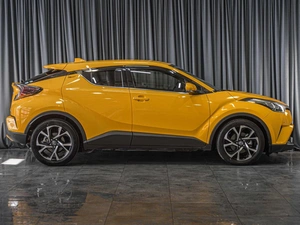 Внедорожник Toyota C-HR 2018 года, 1769000 рублей, Тюмень