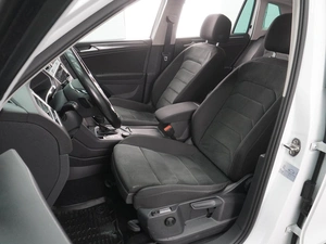 Внедорожник Volkswagen Tiguan 2019 года, 3289000 рублей, Воронеж