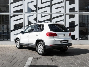 Внедорожник Volkswagen Tiguan 2012 года, 1435000 рублей, Ставрополь