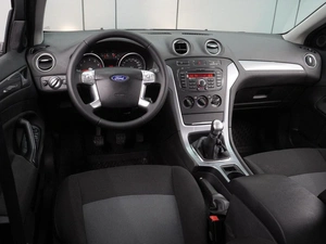 Седан Ford Mondeo 2011 года, 1060000 рублей, Воронеж