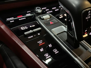 Внедорожник Porsche Cayenne 2018 года, 5697000 рублей, Красноярск