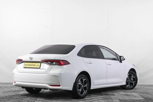 Седан Toyota Corolla 2022 года, 2329000 рублей, Кемерово