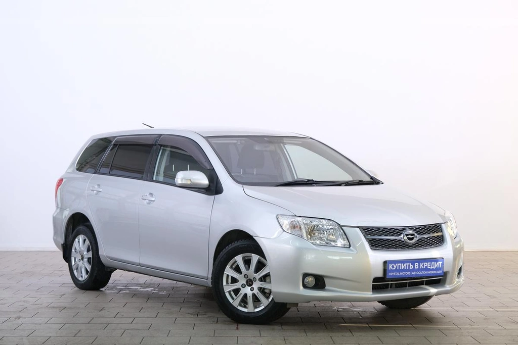 Универсал Toyota Corolla Fielder 2008 года, 819000 рублей, Омск