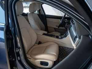 Седан Jaguar XF 2016 года, 1855000 рублей, Краснодар