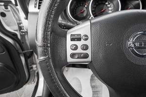 Хетчбэк Nissan Tiida 2008 года, 739000 рублей, Барнаул