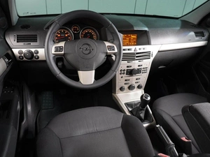 Седан Opel Astra 2008 года, 599000 рублей, Воронеж