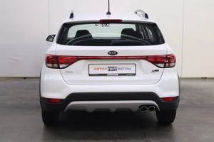 Хэтчбек Kia Rio 2018 года, 2040000 рублей, Брянск