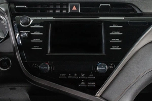 Седан Toyota Camry 2019 года, 1539000 рублей, Сургут