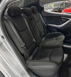 Седан Hyundai Elantra 2011 года, 897000 рублей, Красноярск