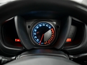 Хетчбэк Toyota Ist 2010 года, 960000 рублей, Красноярск