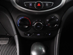 Хетчбэк Hyundai Solaris 2011 года, 739000 рублей, Минеральные Воды