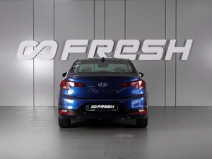 Седан Hyundai Elantra 2020 года, 1525000 рублей, Красный Пахарь