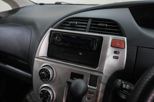 Хетчбэк Toyota Ractis 2009 года, 699000 рублей, Новокузнецк
