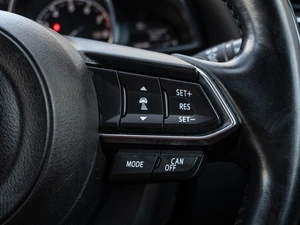 Хетчбэк Mazda Axela 2017 года, 1710000 рублей, Краснодар