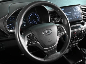 Седан Hyundai Solaris 2021 года, 1385000 рублей, Аксай