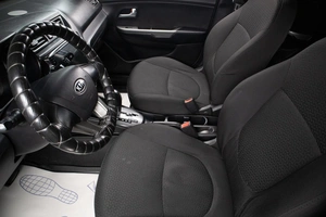 Седан Kia Rio 2012 года, 779000 рублей, Оренбург