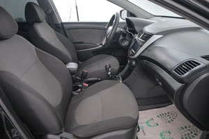 Хетчбэк Hyundai Solaris 2011 года, 719000 рублей, Красноярск