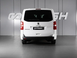 Минивэн Peugeot Traveller 2019 года, 2974000 рублей, Красный Пахарь