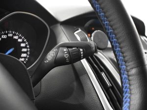 Хетчбэк Ford Focus 2013 года, 687200 рублей, Казань