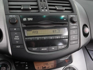 Внедорожник Toyota RAV4 2010 года, 1643000 рублей, Воронеж