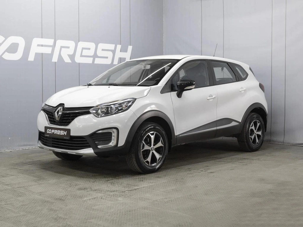 Внедорожник Renault Kaptur 2017 года, 1029000 рублей, Омск