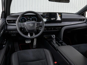 Седан Toyota Camry 2025 года, 4560000 рублей, Краснодар