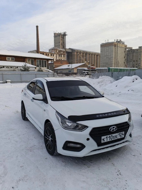 Седан Hyundai Solaris 2017 года, 820000 рублей, Канск