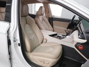 Седан Toyota Camry 2019 года, 3769000 рублей, Воронеж