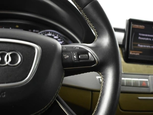 Седан Audi A8 2011 года, 1569900 рублей, Казань