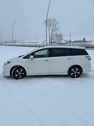 Минивэн Toyota Wish 2014 года, 1800000 рублей, Емельяново