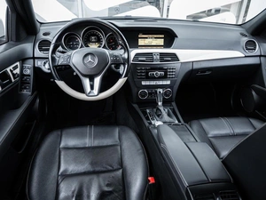Седан Mercedes-benz C-класс 2011 года, 1425000 рублей, Ставрополь