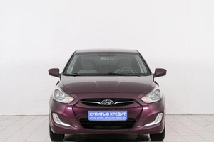 Седан Hyundai Solaris 2013 года, 899000 рублей, Красноярск