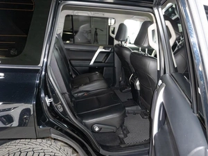 Внедорожник Toyota Land Cruiser Prado 2018 года, 5350000 рублей, Санкт-Петербург
