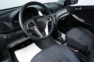 Седан Hyundai Solaris 2015 года, 559000 рублей, Челябинск