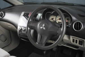 Хетчбэк Mitsubishi Colt 2002 года, 550000 рублей, Омск
