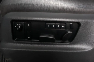 Внедорожник Volkswagen Touareg 2010 года, 1379000 рублей, Пермь