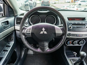 Седан Mitsubishi Lancer 2012 года, 849000 рублей, Саратов