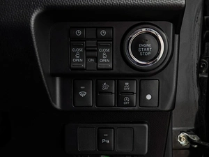 Минивэн Toyota Roomy 2020 года, 1680000 рублей, Краснодар