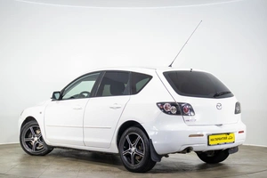Хетчбэк Mazda 3 2006 года, 499000 рублей, Оренбург