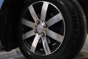 Минивэн Toyota Sienta 2012 года, 859000 рублей, Новокузнецк