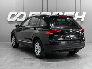Внедорожник Volkswagen Tiguan 2017 года, 2499000 рублей, Тюмень