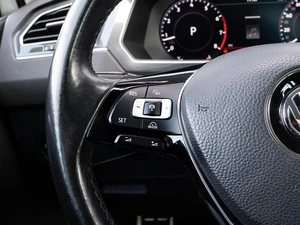 Внедорожник Volkswagen Tiguan 2018 года, 2299000 рублей, Краснодар