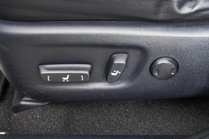 Внедорожник Toyota RAV4 2015 года, 2399000 рублей, Барнаул