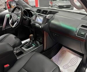 Внедорожник Toyota Land Cruiser Prado 2014 года, 3400000 рублей, Красноярск