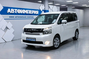 Минивэн Toyota Voxy 2008 года, 1198000 рублей, Солонцы