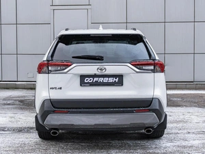 Внедорожник Toyota RAV4 2020 года, 2955000 рублей, Санкт-Петербург