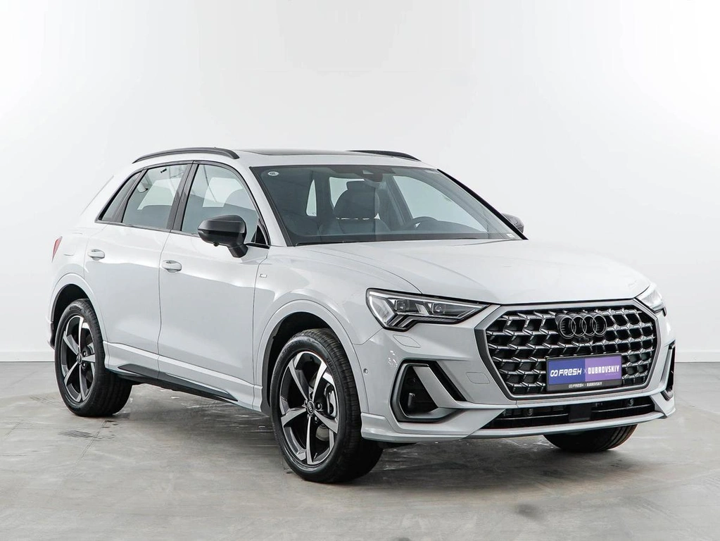 Внедорожник Audi Q3 2025 года, 4949050 рублей, Москва